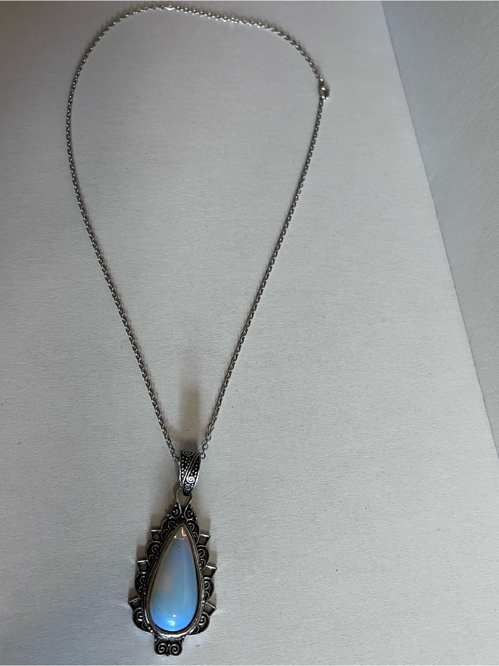 Opalescent Teardrop Pendant Necklace in Silver Tone